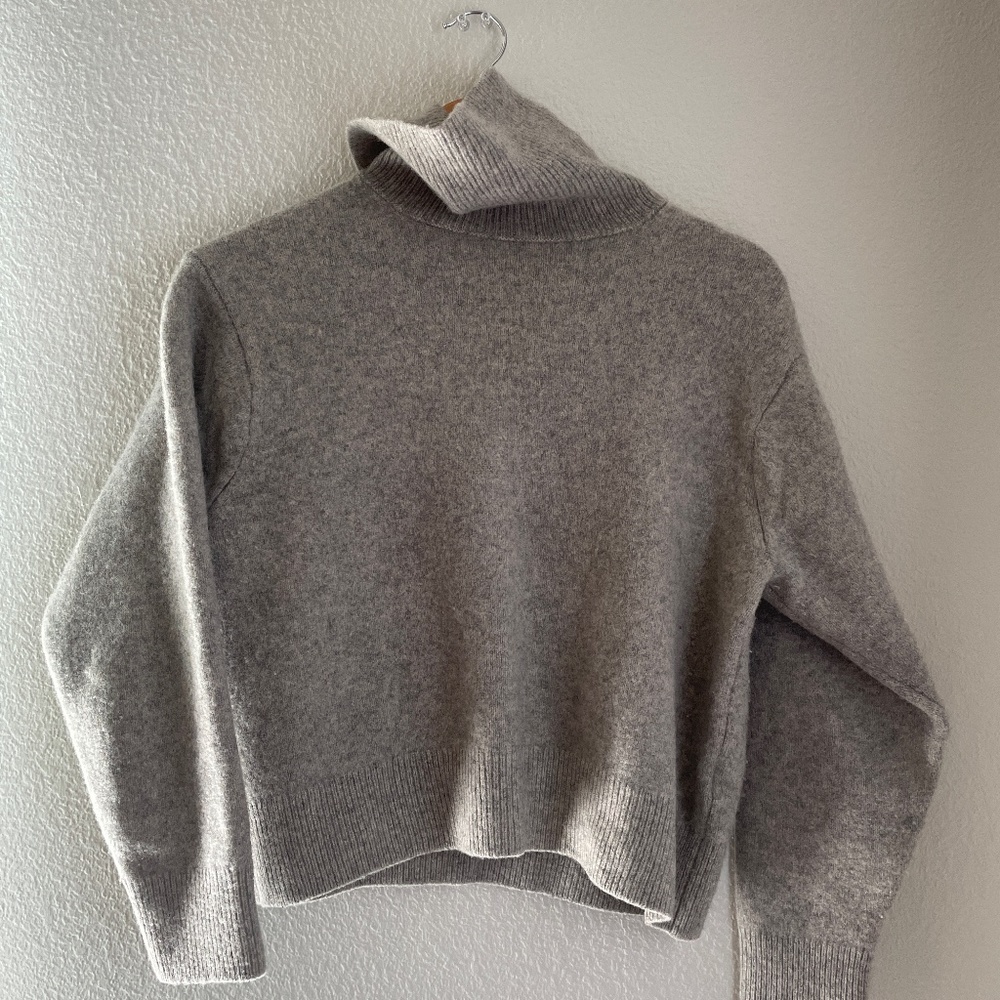 Woolen cozy sweater!